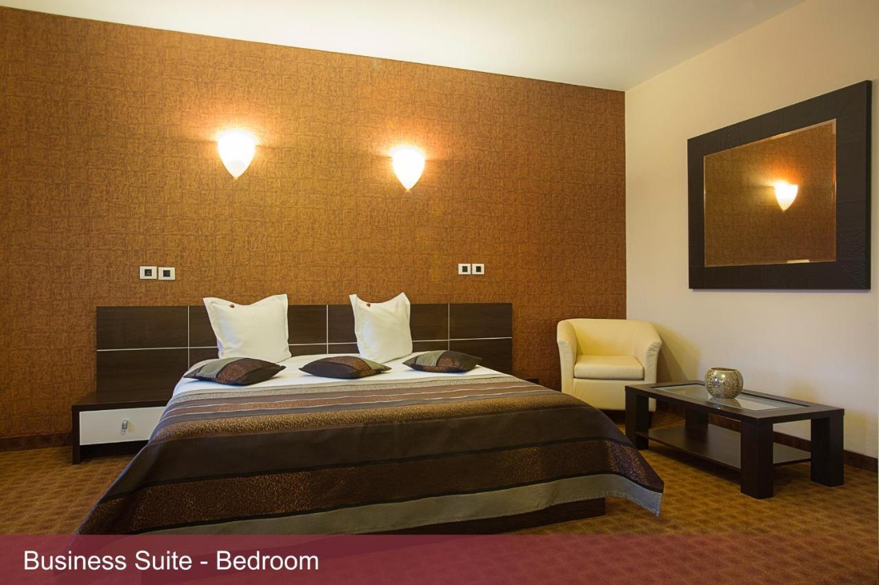 Hotel Inter Business Bucarest Extérieur photo